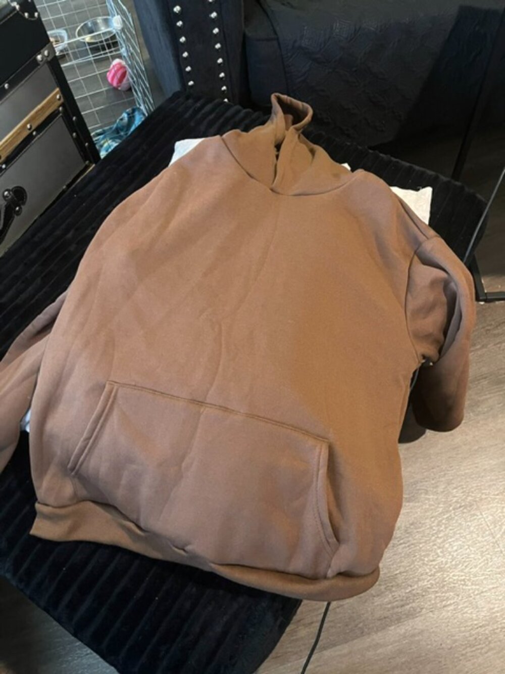 WOMANS BEAUTIFUL BROWN HOODIE W/BLACK LACE  L